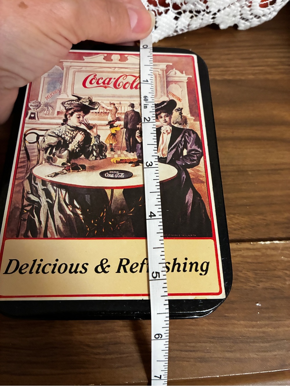 Coca Cola Retro Illustration Empty Tin Metal - Picture 9 of 10